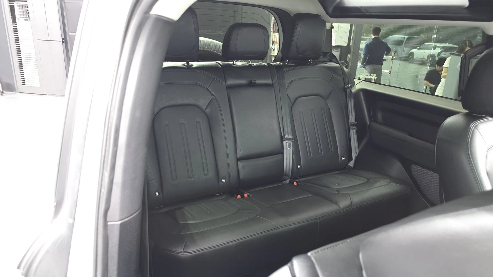 Land Rover Defender D250* ���* 360* ������� �����* BLIND SPOT* ������  | Mobile.bg � ����������� 11