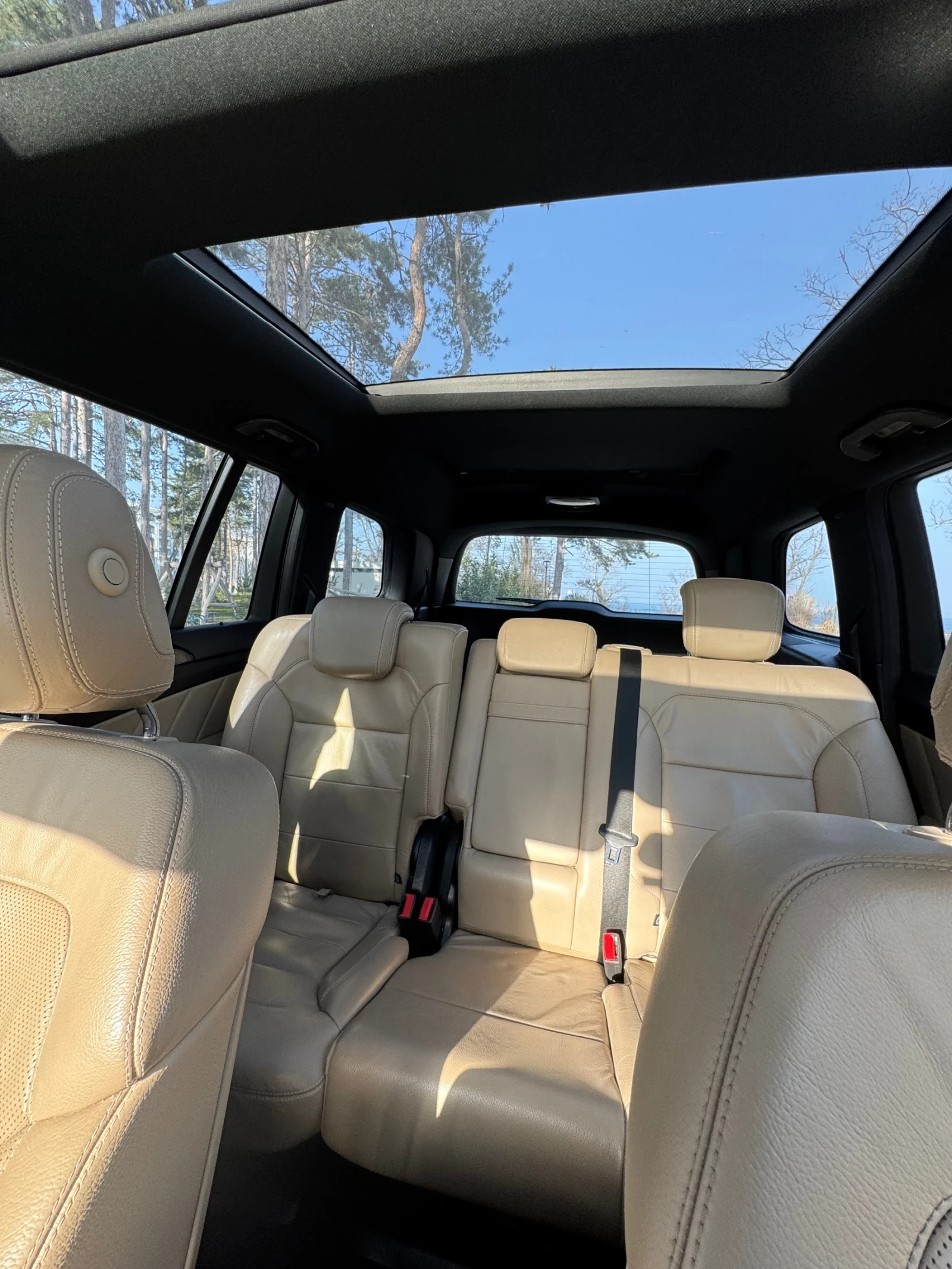 Mercedes-Benz GL 350, снимка 9 - Автомобили и джипове - 55621270