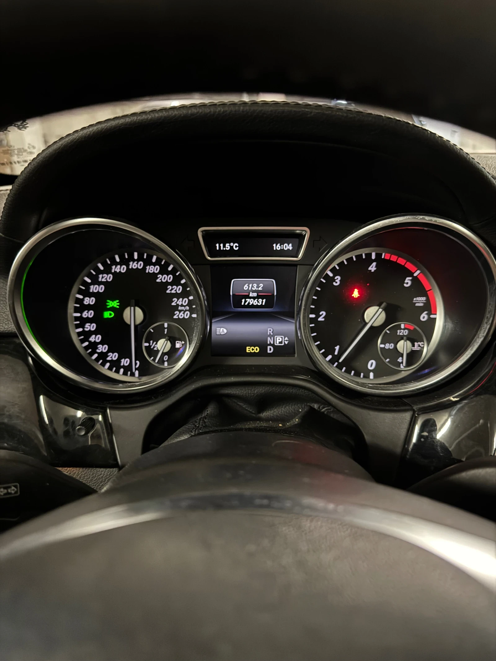 Mercedes-Benz GL 350, снимка 11 - Автомобили и джипове - 55621270