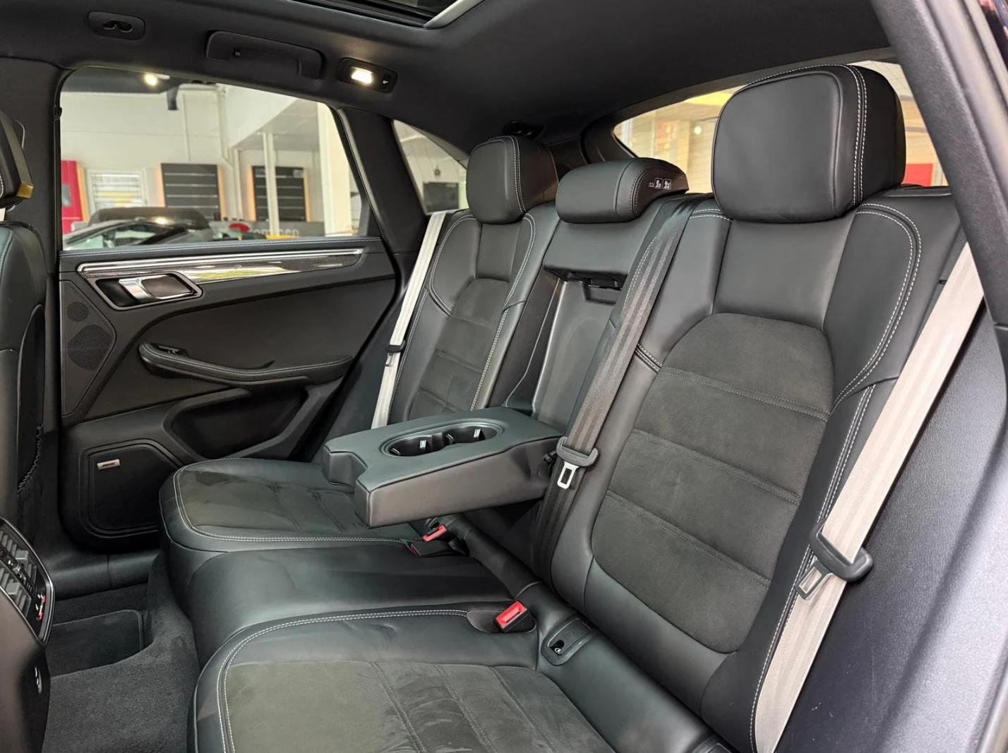 Porsche Macan GTS* SPORT CHRONO* BOSE* 360* PANO* , снимка 14 - Автомобили и джипове - 55660703