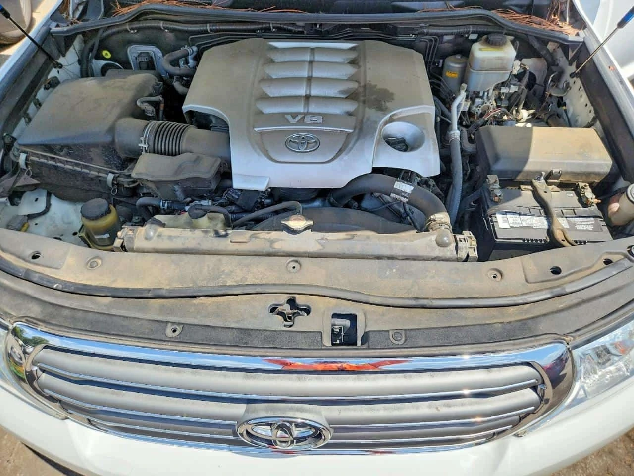 Toyota Land cruiser 5.7 V8 * VX * TV * CARFAX * , снимка 12 - Автомобили и джипове - 56260980