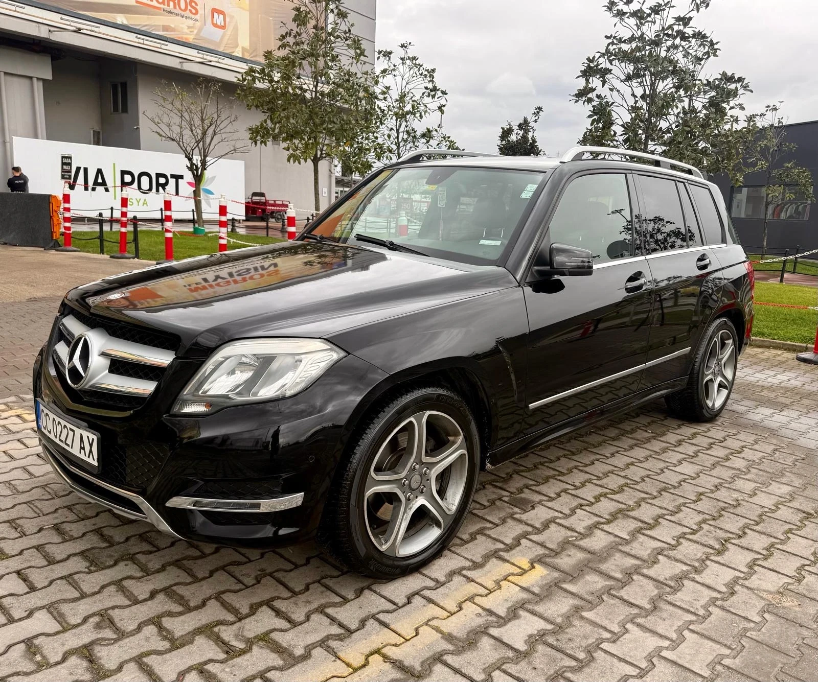 Mercedes-Benz GLK, снимка 3 - Автомобили и джипове - 56528388