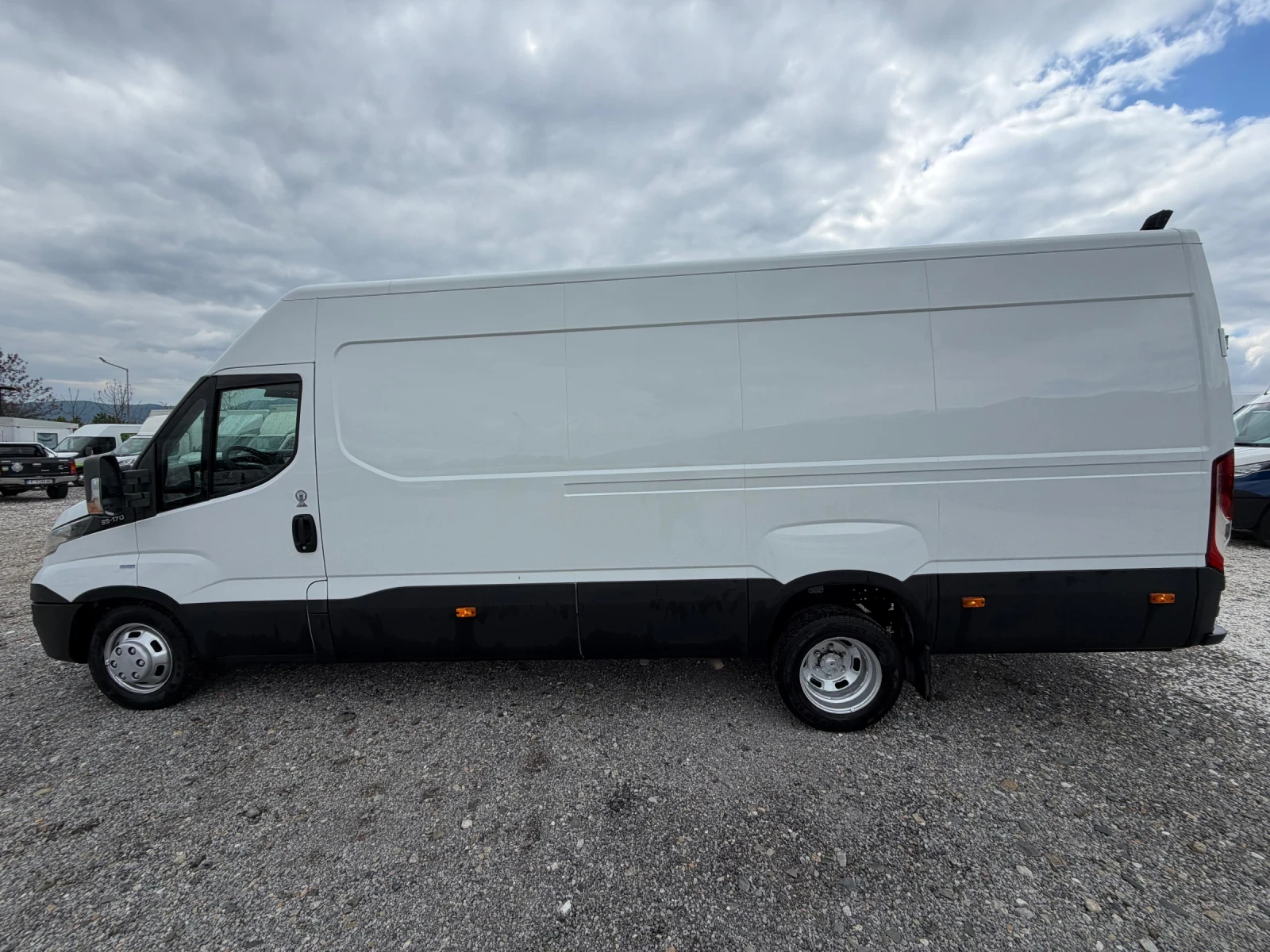 Iveco Daily 35-170!Топ!Maxi!Дв.гума до3.5т!!3.0!170kc, снимка 3 - Бусове и автобуси - 54379814