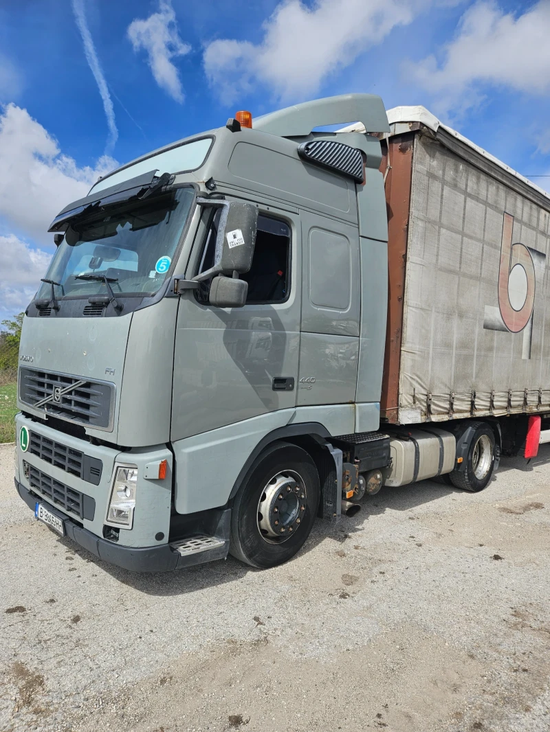 Volvo Fh Влекач, снимка 10 - Камиони - 47190826