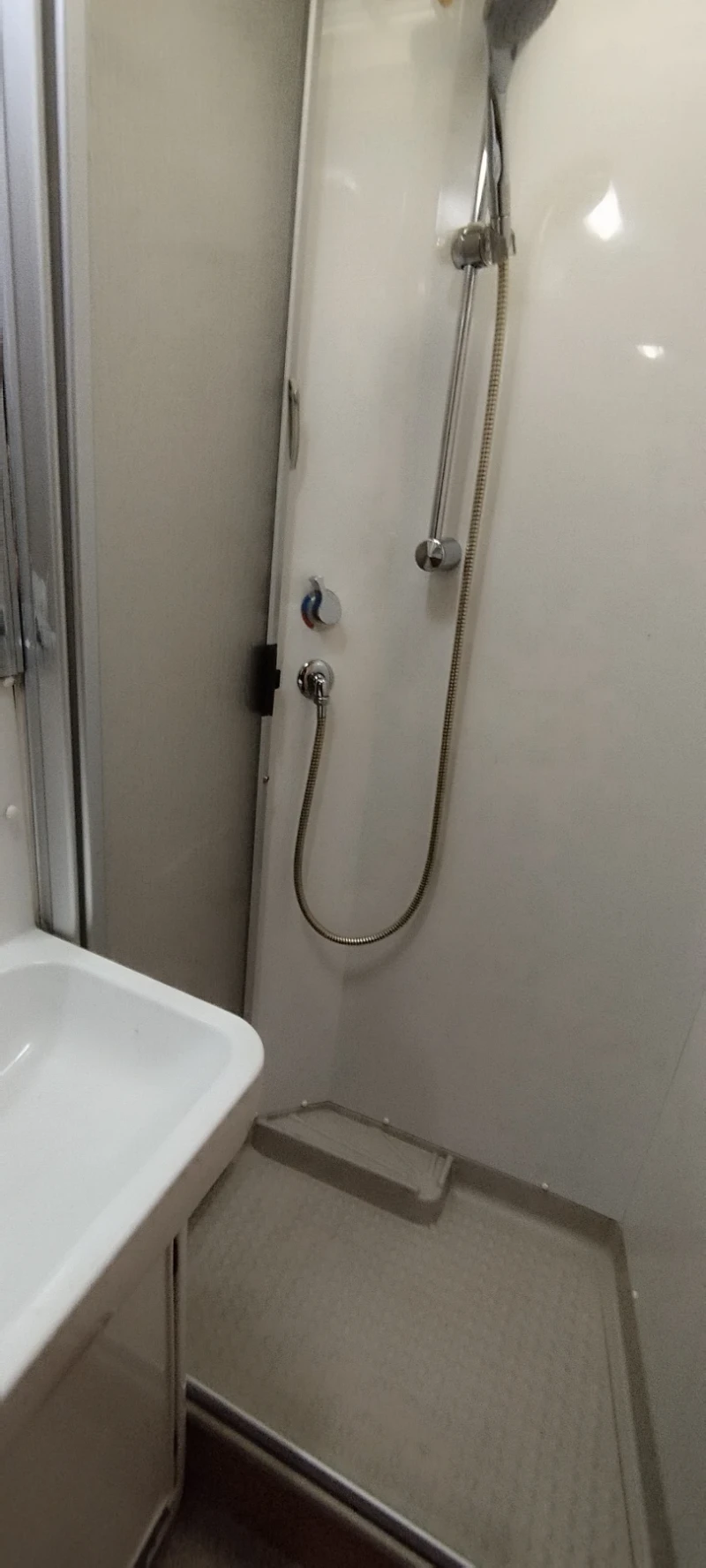 Кемпер HYMER / ERIBA 2.5 TD, Хидравлика , снимка 12 - Каравани и кемпери - 52391058