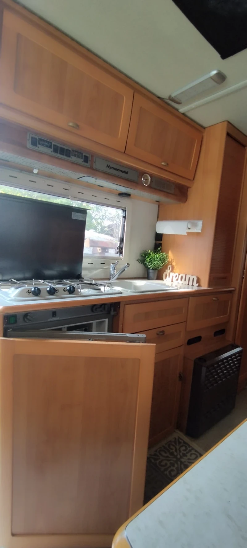 Кемпер HYMER / ERIBA 2.5 TD, Хидравлика , снимка 11 - Каравани и кемпери - 52391058