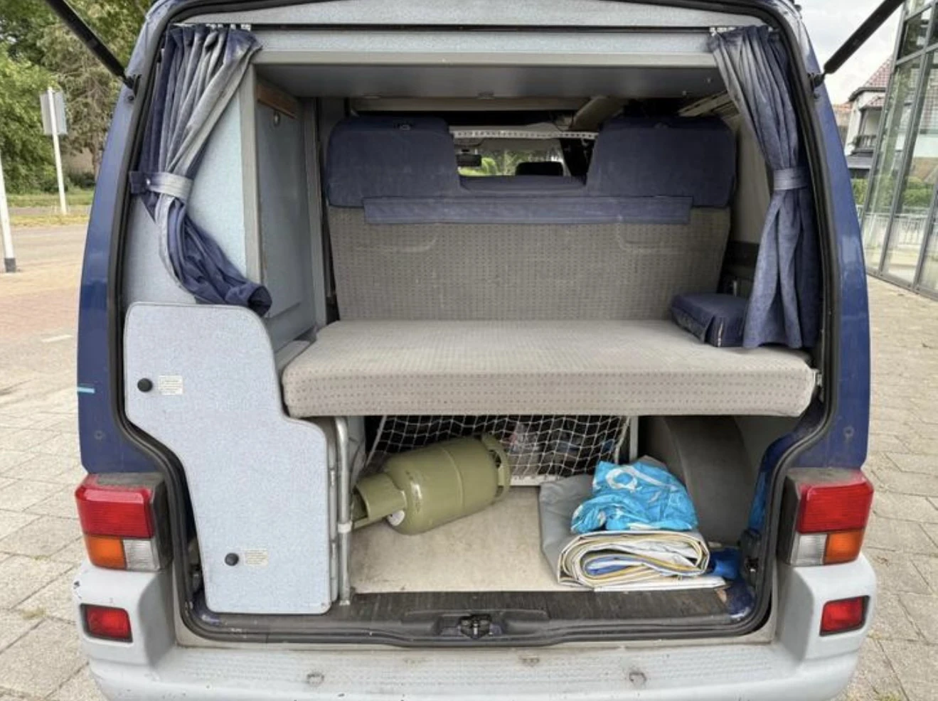 Кемпер VW T4 Carthago 2.5 TDI A/C, снимка 6 - Каравани и кемпери - 55613582