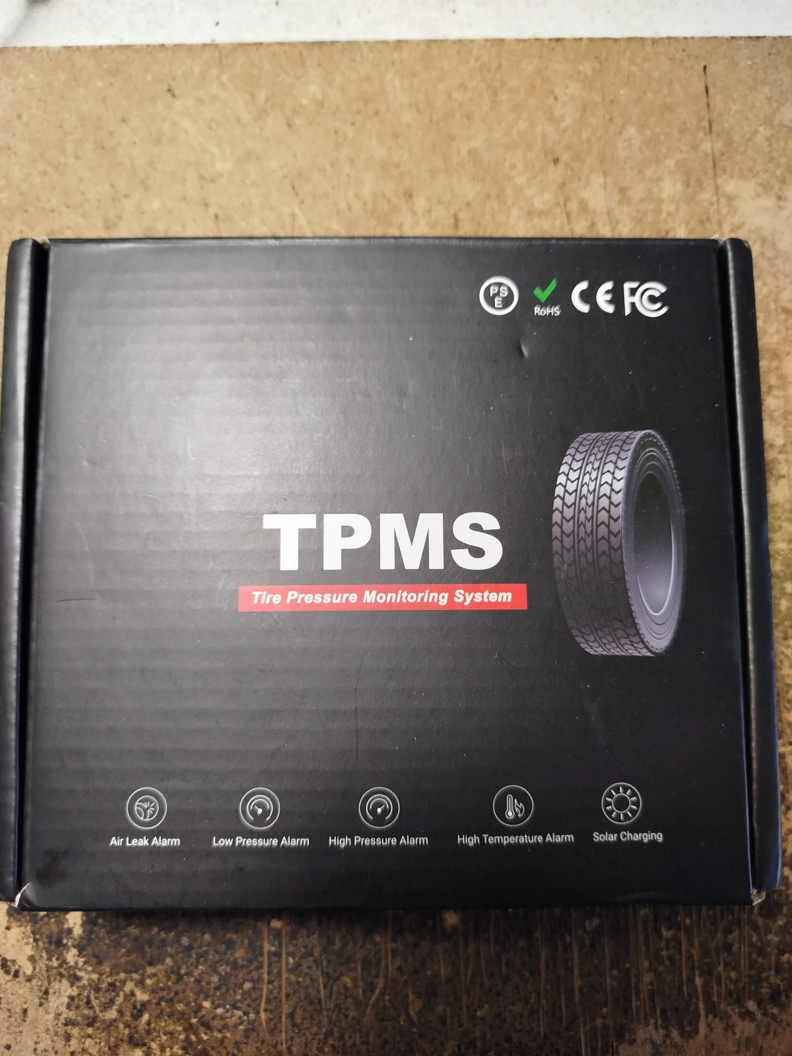 TPMS Монитор на налягането в гумите и зарядното напрежение на мотоциклет | Mobile.bg — изображение 1