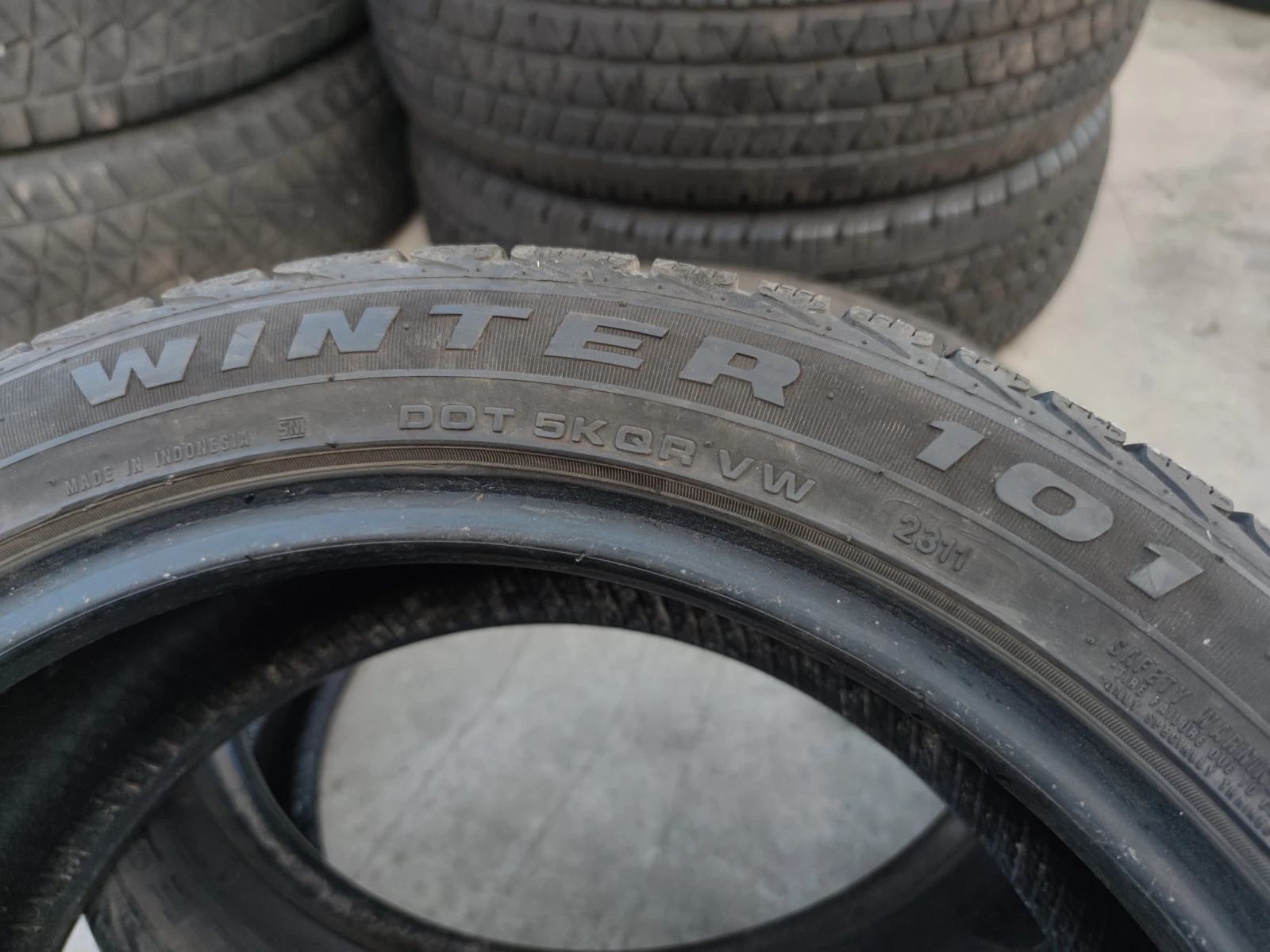  215/45R17 | Mobile.bg   9