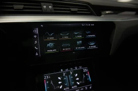 Audi E-Tron Tehnik* 360* Distronic* Обдух* Пано* B&O* Quattro, снимка 11