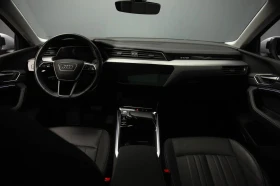 Audi E-Tron Tehnik* 360* Distronic* Обдух* Пано* B&O* Quattro, снимка 9