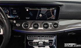 Mercedes-Benz E 400 4MATIC Coupe, снимка 12