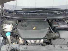 Kia Carens 2.0i LPI 6+ 1, снимка 17