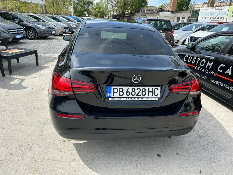 Mercedes-Benz A 180 Седан, снимка 4 - Автомобили и джипове - 45145002