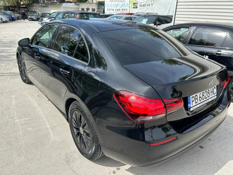 Mercedes-Benz A 180 Седан, снимка 5 - Автомобили и джипове - 45145002