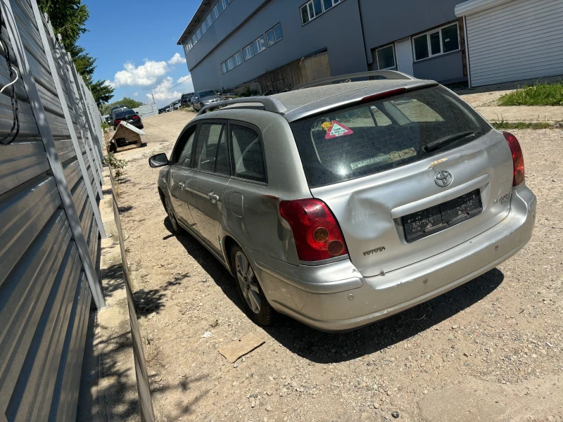 Toyota Avensis 2.0 116 cc, снимка 5 - Автомобили и джипове - 47430378