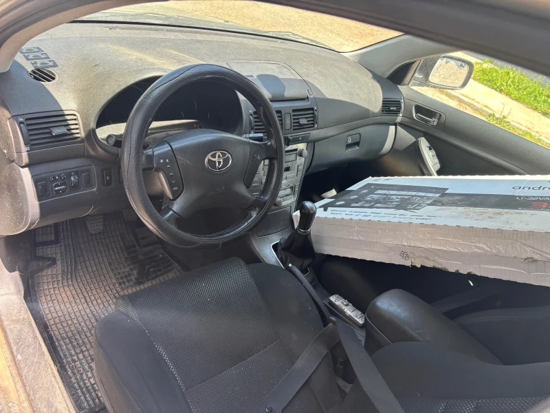 Toyota Avensis 2.0 116 cc, снимка 6 - Автомобили и джипове - 47430378