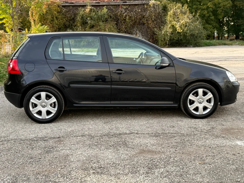 VW Golf 1.4i-75kc, снимка 9 - Автомобили и джипове - 47705880