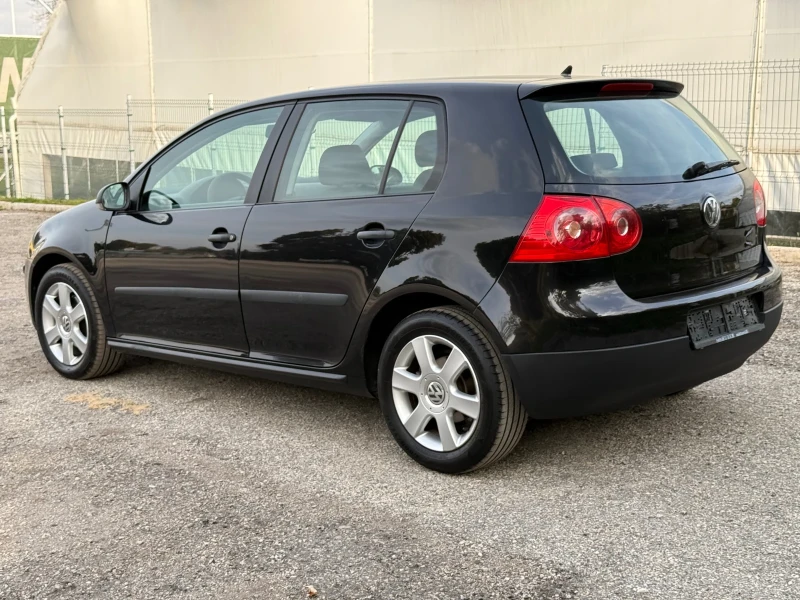 VW Golf 1.4i-75kc, снимка 6 - Автомобили и джипове - 47705880