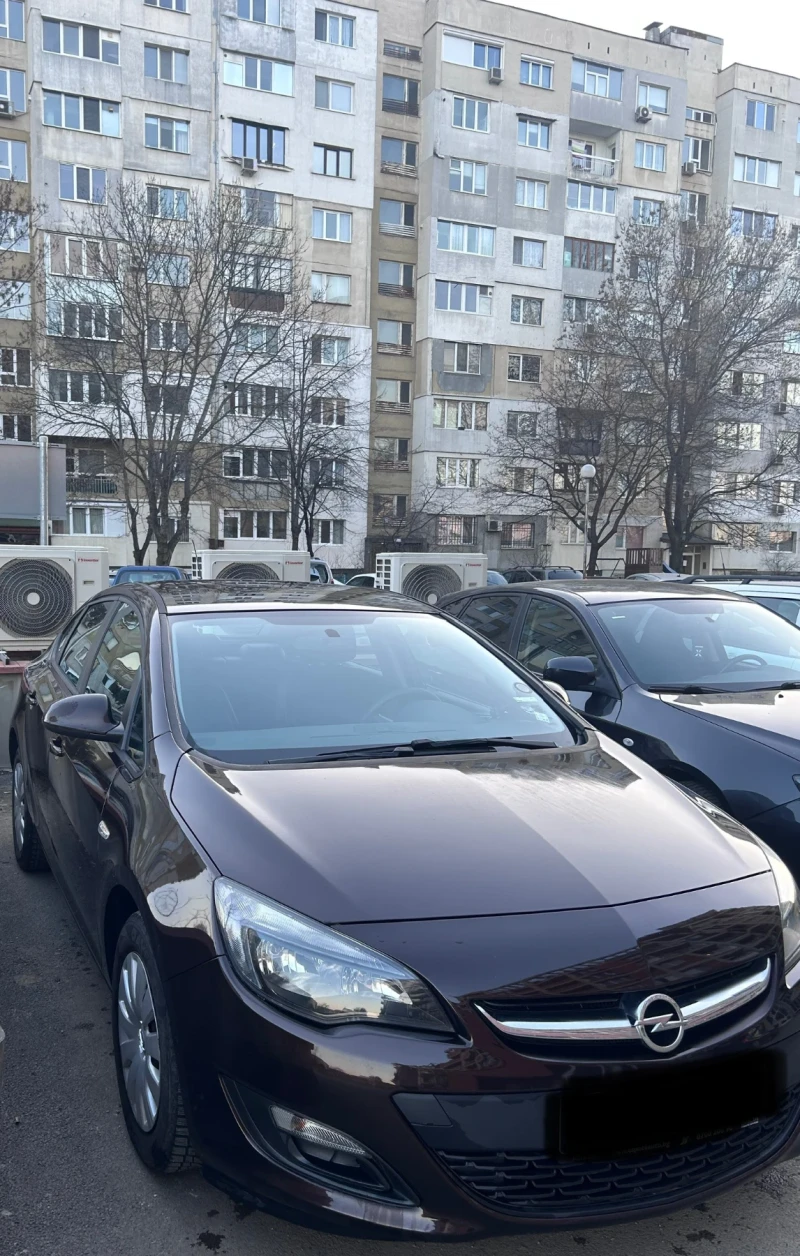 Opel Astra J, снимка 6 - Автомобили и джипове - 49013253