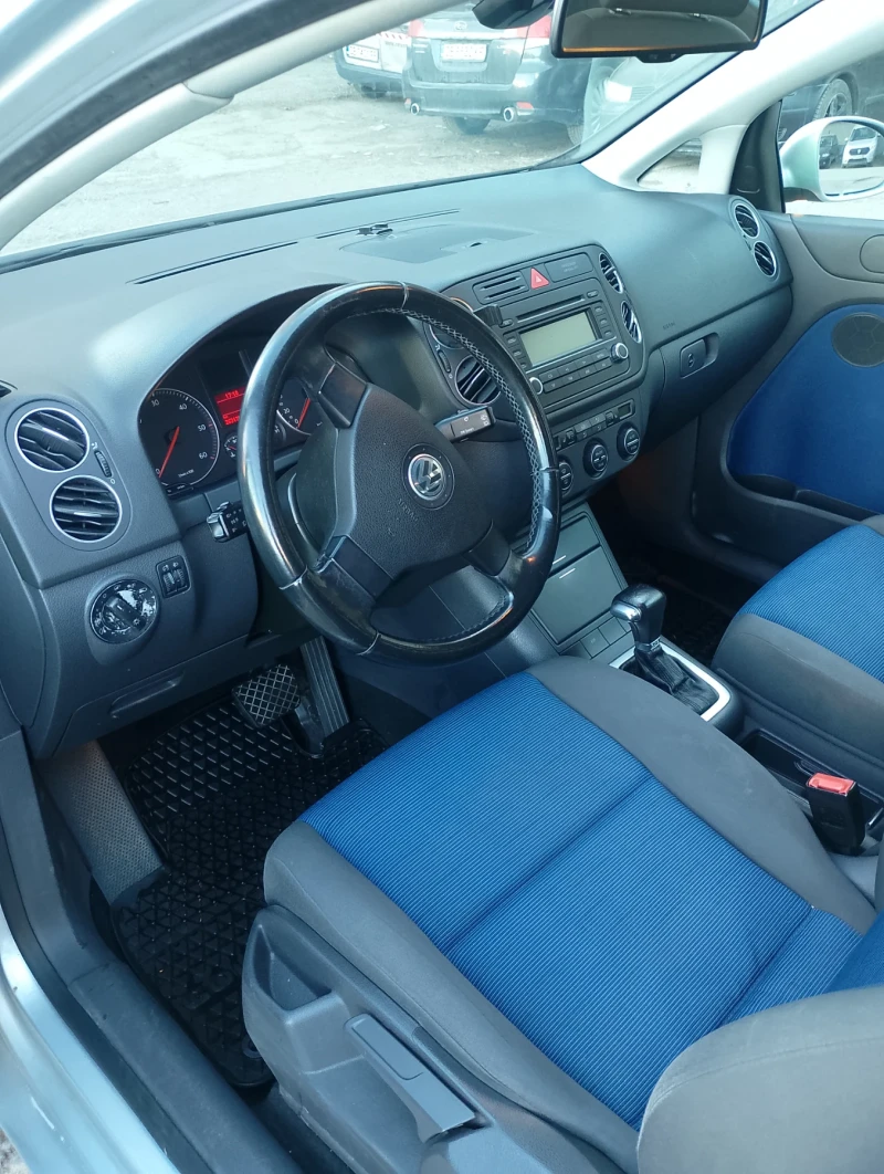 VW Golf Plus, снимка 3 - Автомобили и джипове - 49414763