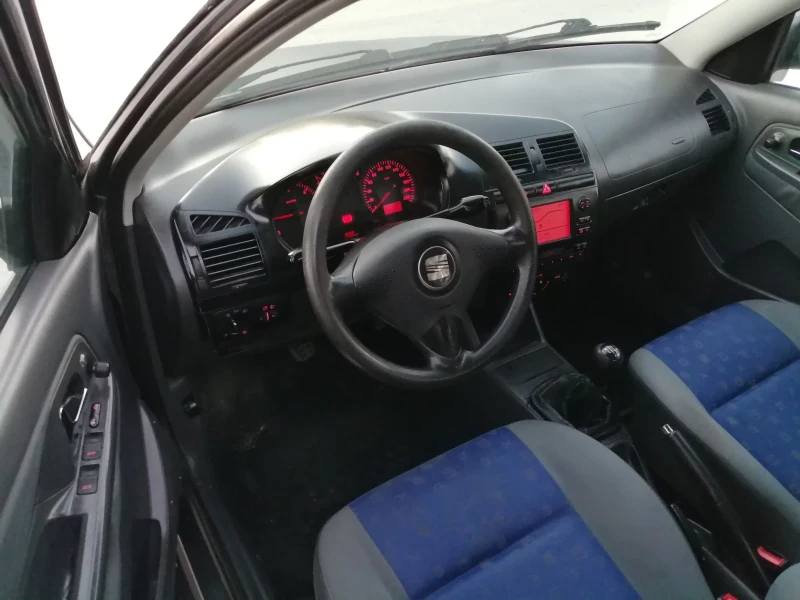 Seat Ibiza 1.9SDI.68k + КЛИМА , снимка 13 - Автомобили и джипове - 49425497