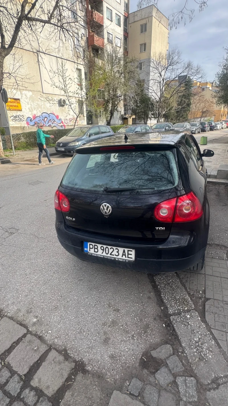 VW Golf, снимка 5 - Автомобили и джипове - 49597175