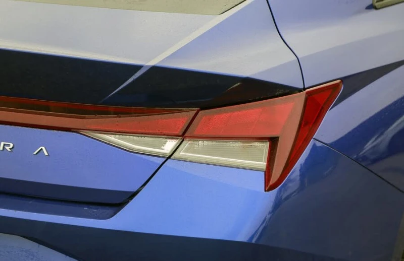 Hyundai Elantra Preferred FWD * АвтоКредит* (ЦЕНА ДО БГ), снимка 6 - Автомобили и джипове - 52598292