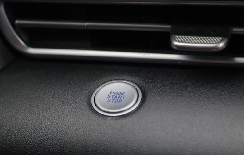 Hyundai Elantra Preferred FWD * АвтоКредит* (ЦЕНА ДО БГ), снимка 17 - Автомобили и джипове - 52598292