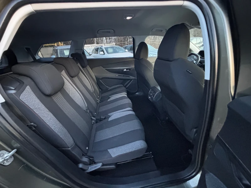 Peugeot 5008 1.6 HDI, снимка 8 - Автомобили и джипове - 52886931