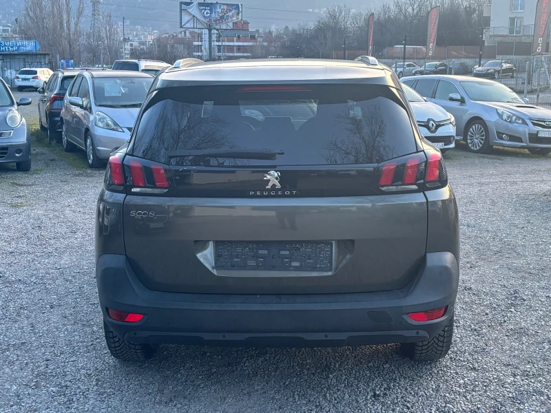 Peugeot 5008 1.6 HDI, снимка 5 - Автомобили и джипове - 52886931