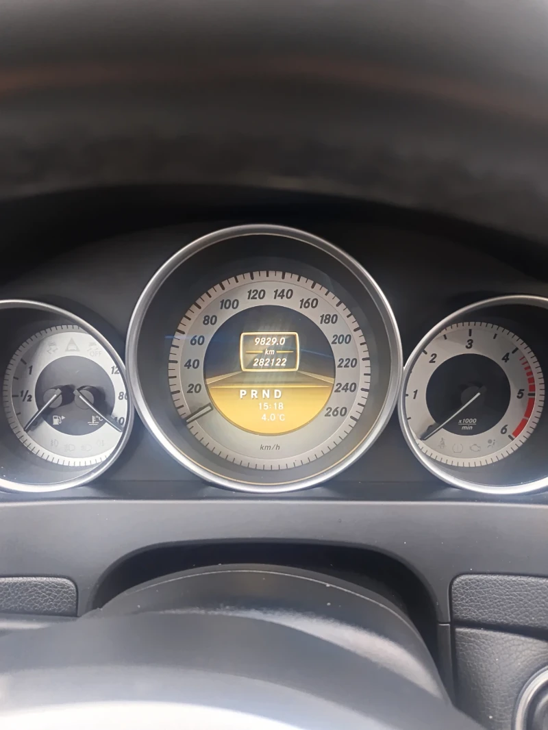 Mercedes-Benz C 300 3 дизел амг пакет 4 матик, снимка 12 - Автомобили и джипове - 53404071