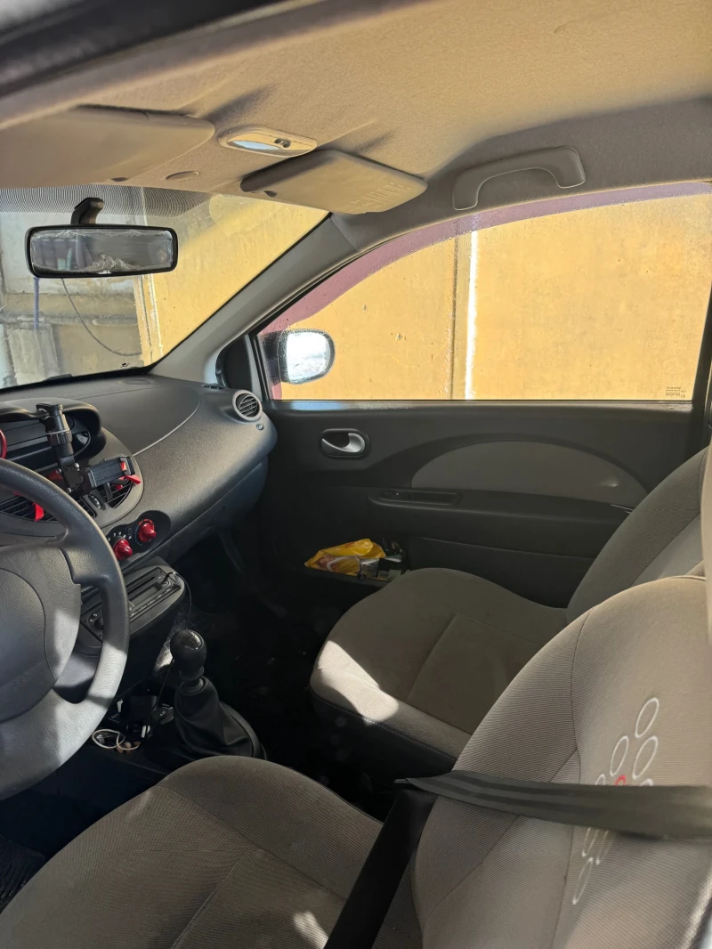 Renault Twingo 1.2 бензин газ. инж., снимка 9 - Автомобили и джипове - 53452482