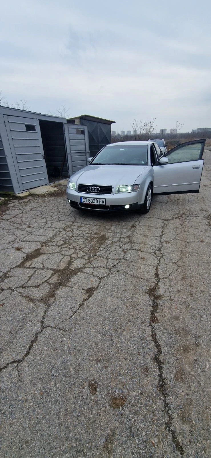 Audi A4, снимка 1 - Автомобили и джипове - 49326922