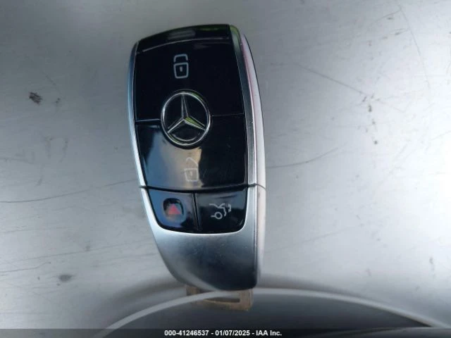 Mercedes-Benz S 560 * CARFAX* , снимка 14 - Автомобили и джипове - 49375569