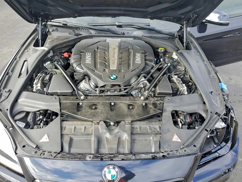 BMW 650 4.4L 8 Rear-wheel drive, снимка 3 - Автомобили и джипове - 53083288