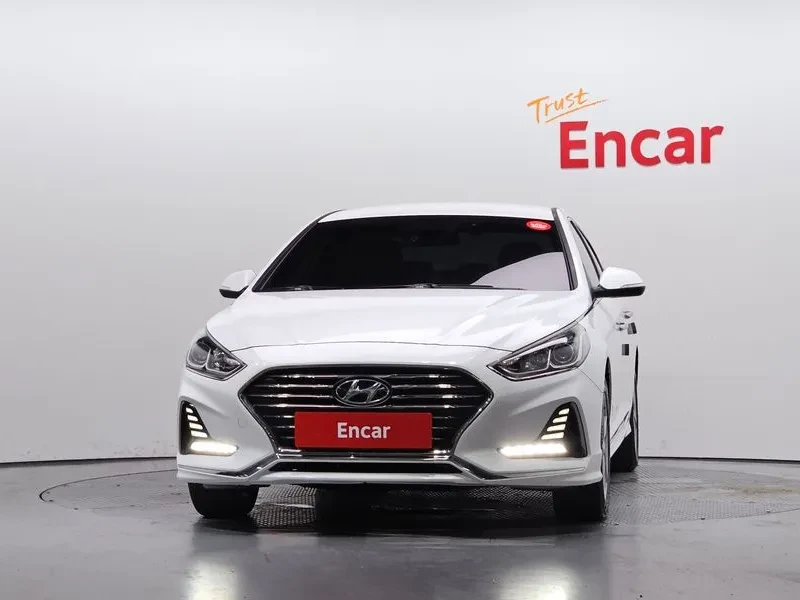 Hyundai Sonata 2.0 Lpi Premium, снимка 3 - Автомобили и джипове - 55985457