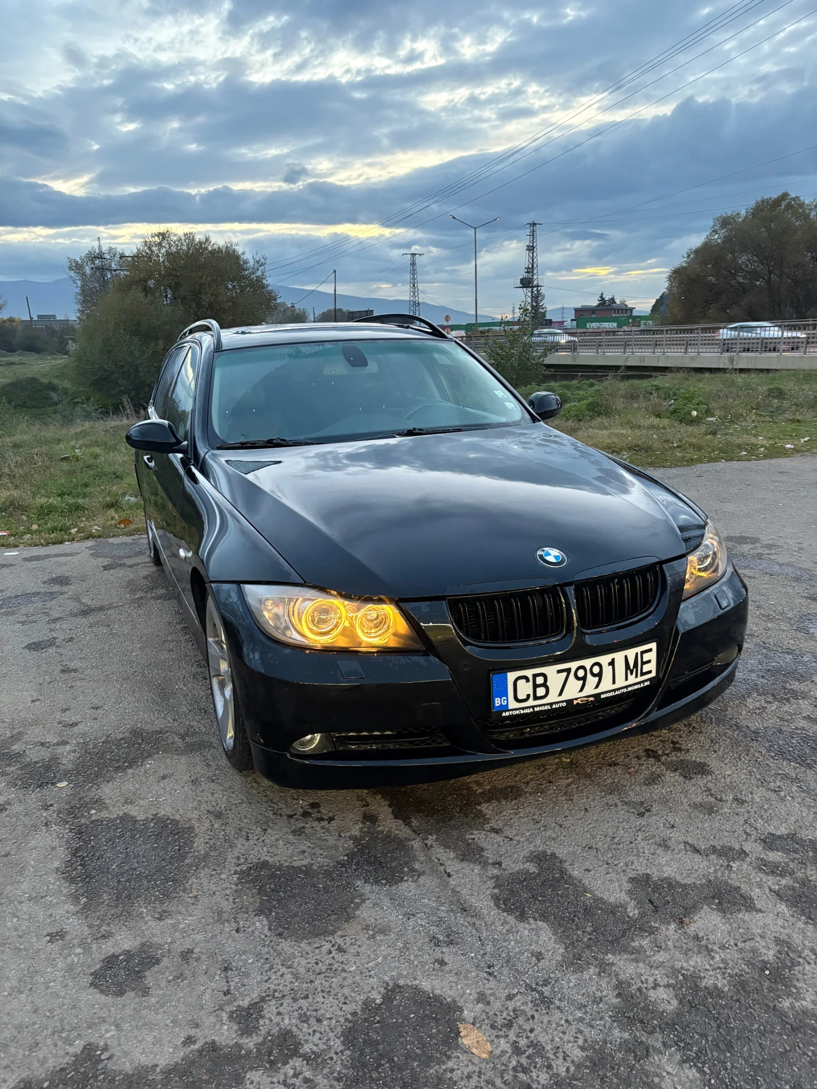BMW 330, снимка 1