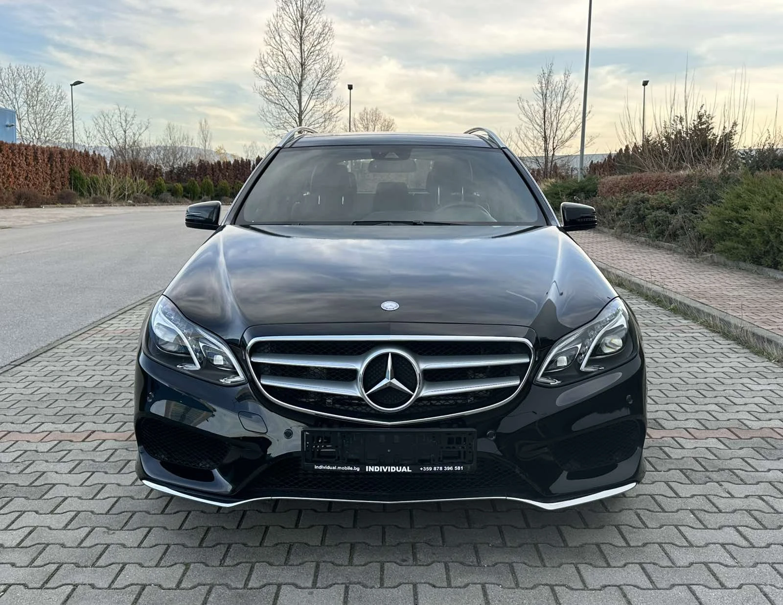 Mercedes-Benz E 350 4 MATIC* AMG LINE* TOP FULL FULL ШВЕЙЦАРИЯ, снимка 1
