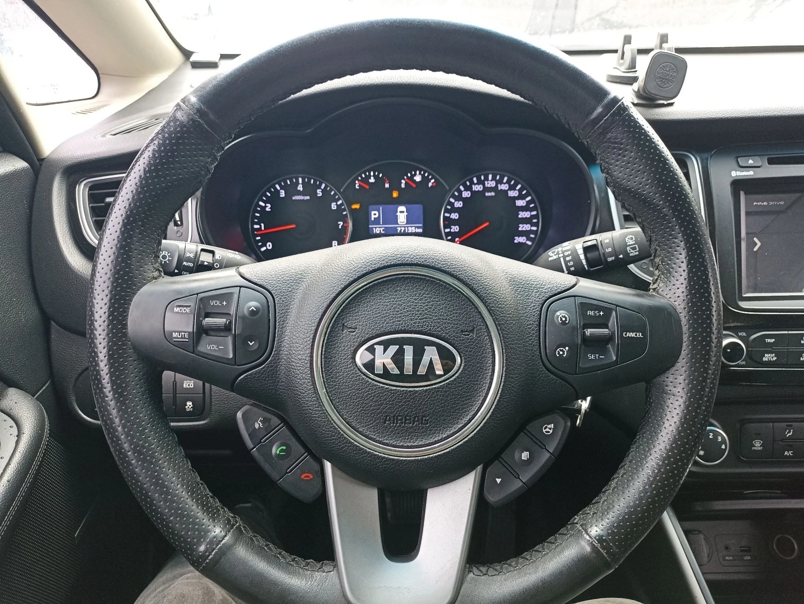 Kia Carens 2.0i LPI 6+ 1 - изображение 10