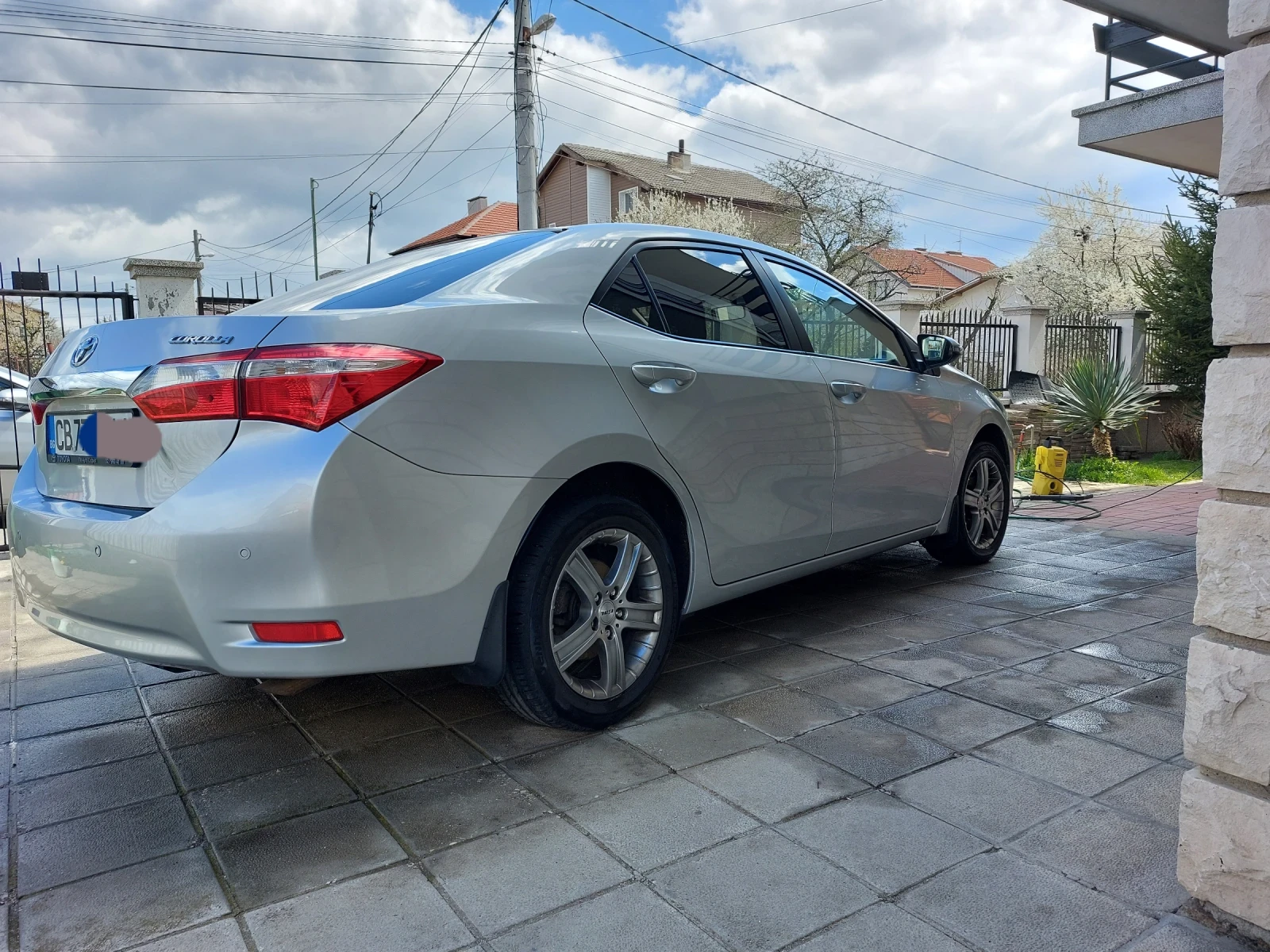 Toyota Corolla 1.6 vvti 132 - изображение 4