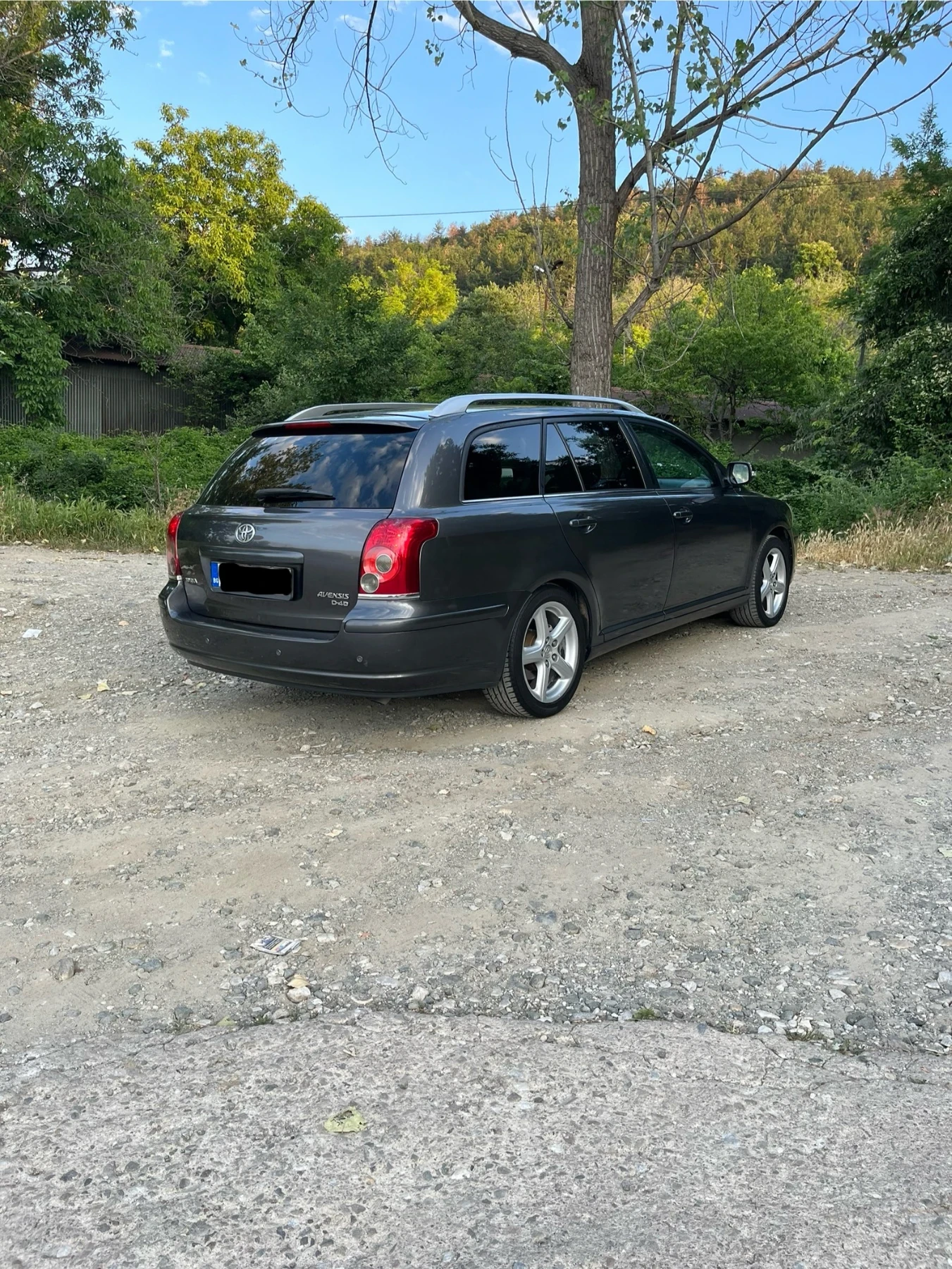 Toyota Avensis  - изображение 4