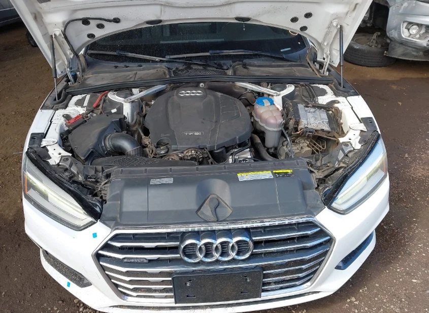Audi A5 Premium* ДИГ.ТАБЛО* КОЖЕН САЛОН* 4x4 - изображение 9