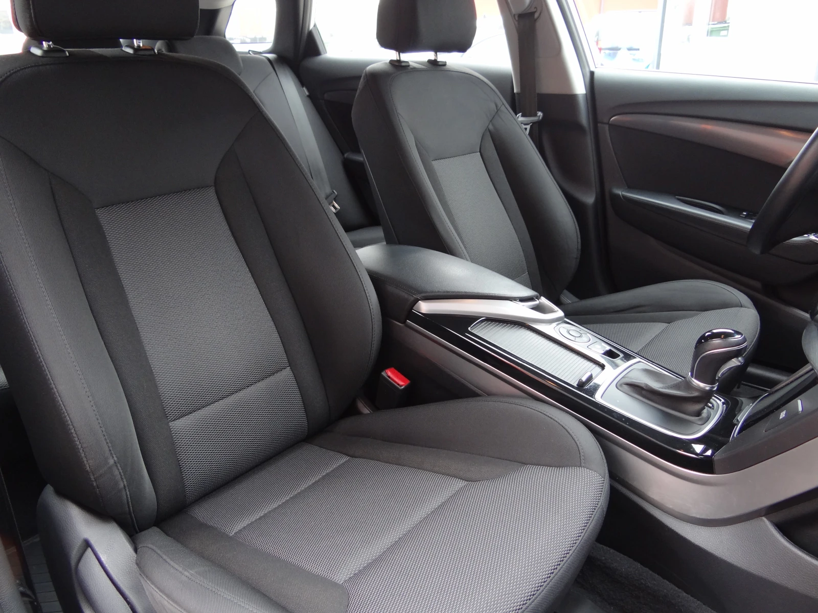 Hyundai I40 1.7crdi-136kc/Auto/Navi/Camera/Keyless/Led/Euro5B/ | Mobile.bg � ����������� 12