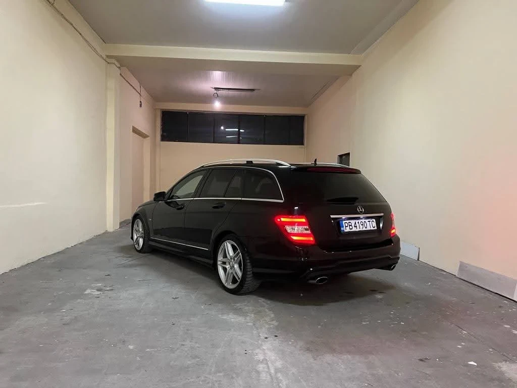Mercedes-Benz C 300 3 дизел амг пакет 4 матик - изображение 6