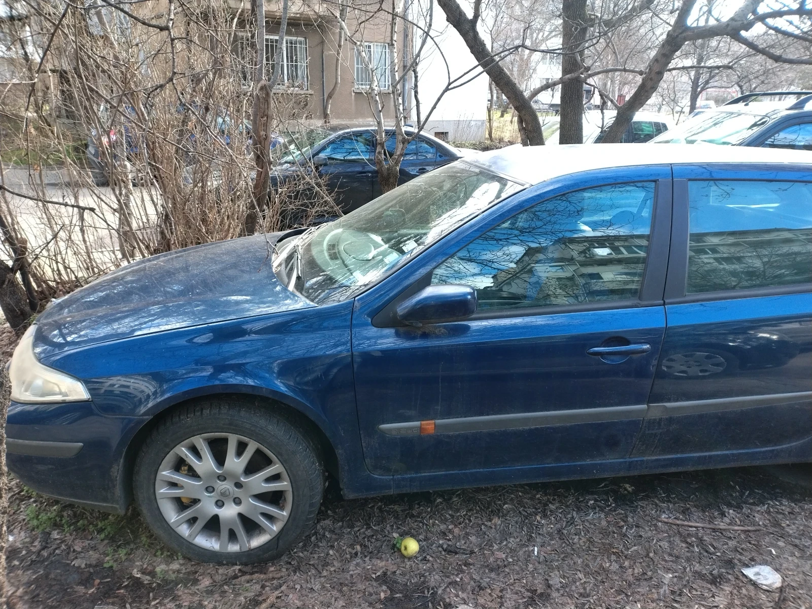 Renault Laguna, снимка 4 - Автомобили и джипове - 53828276