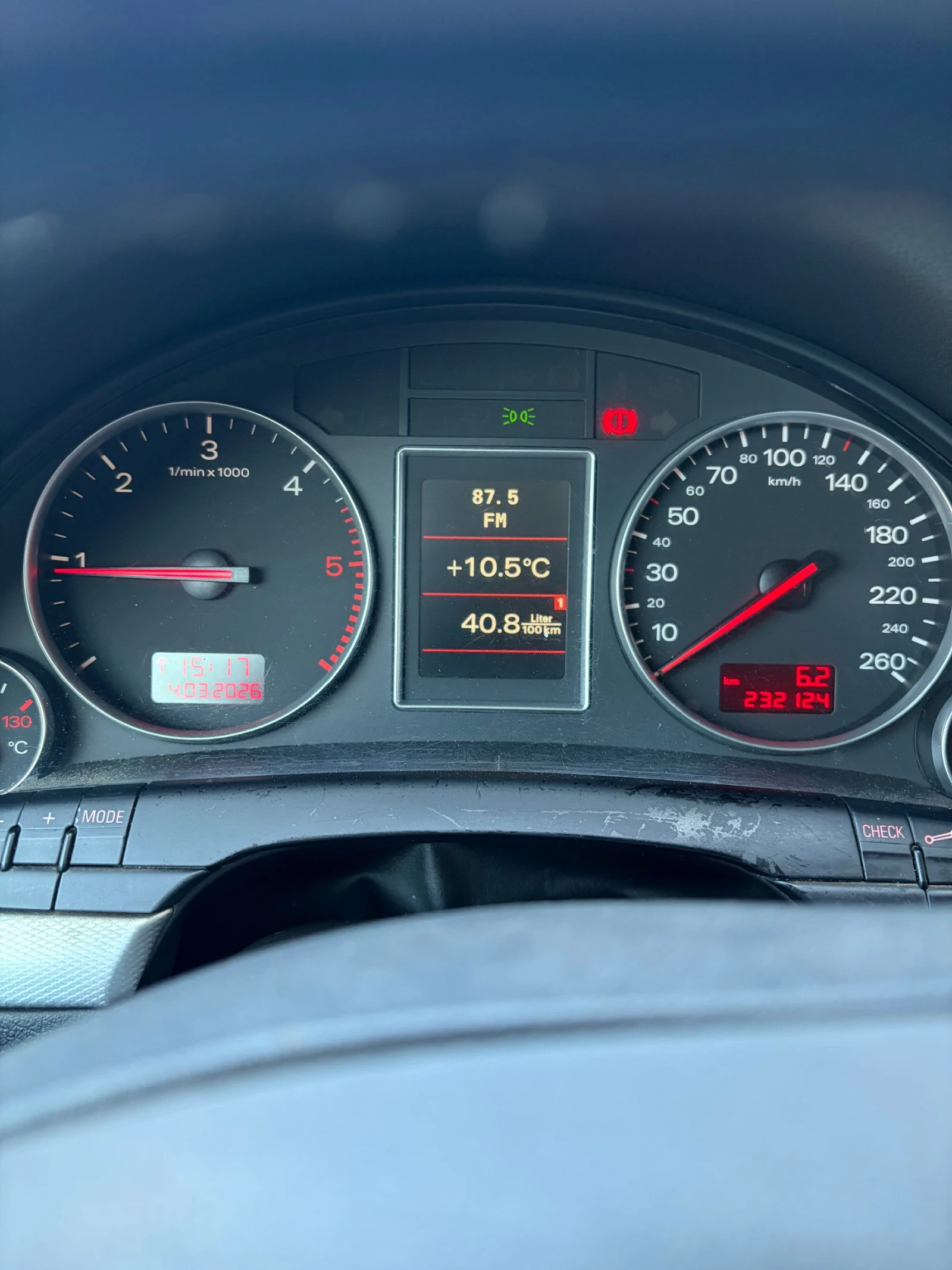 Audi A4 1.9 TDI 131 , снимка 14 - Автомобили и джипове - 54392980
