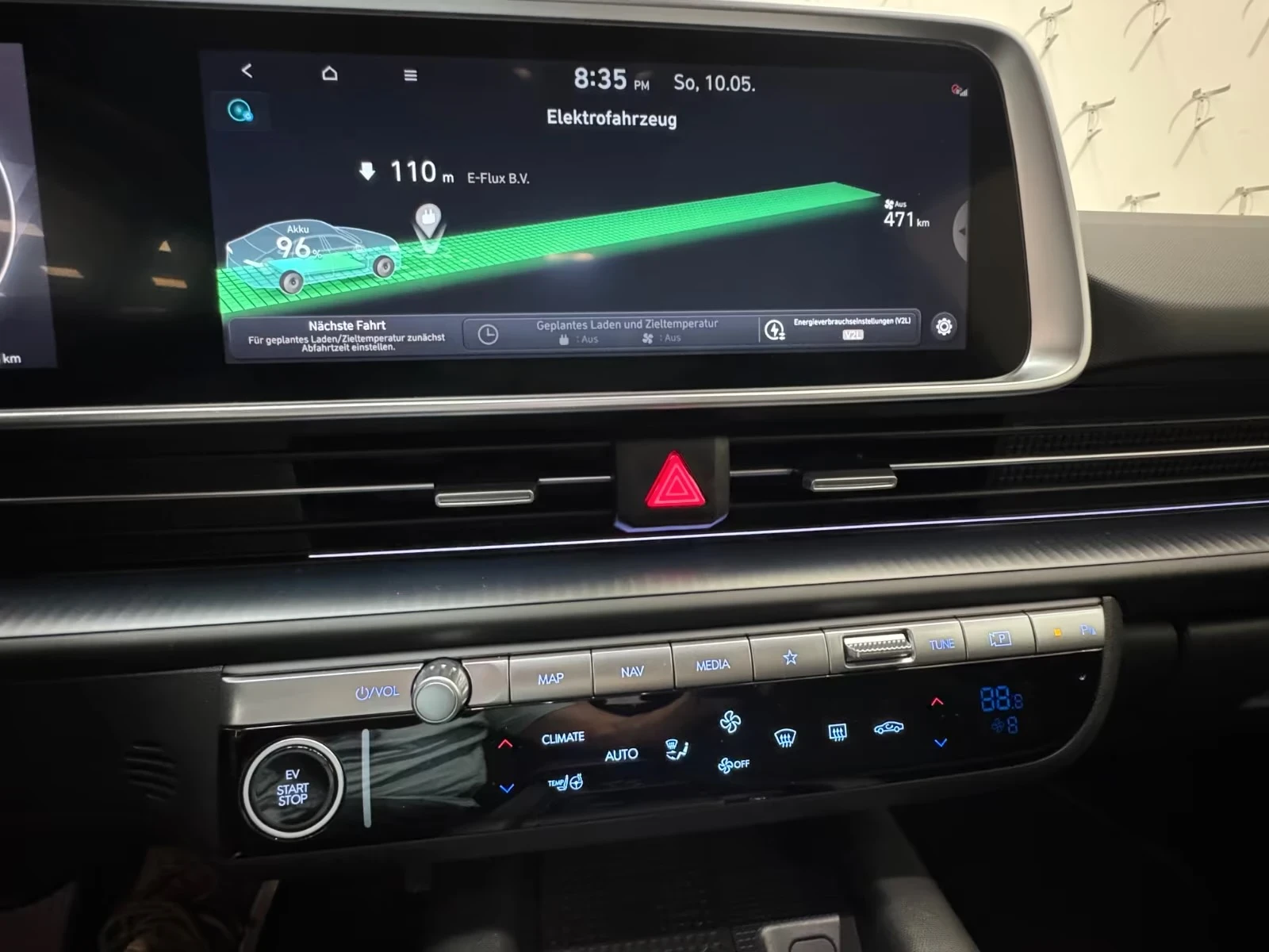 Hyundai Ioniq 6 77kWh Techniq AWD DISTR MATRIX 360* HUD W/P+ K-L | Mobile.bg � ����������� 13