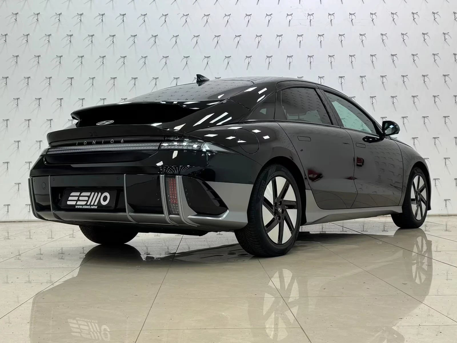 Hyundai Ioniq 6 77kWh Techniq AWD DISTR MATRIX 360* HUD W/P+ K-L | Mobile.bg � ����������� 5