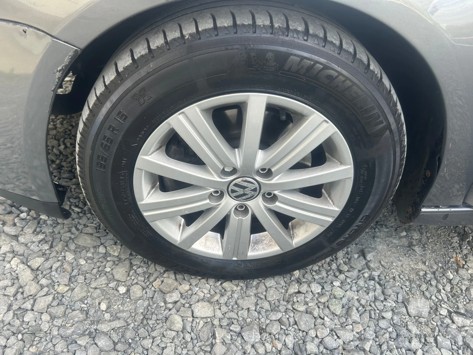 VW Golf 2.0 140 дизел 6скр , снимка 10 - Автомобили и джипове - 54572071